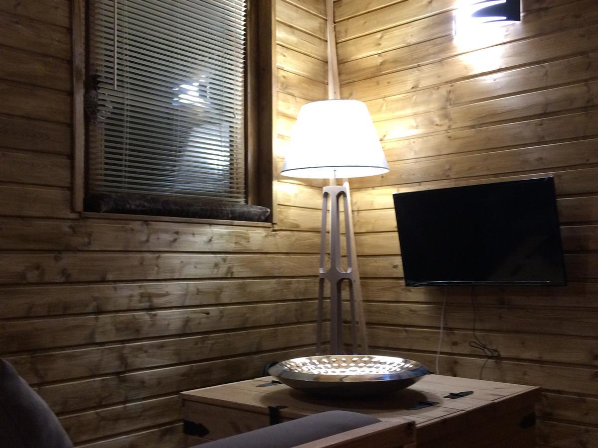 Gites Les Chalets Vezzani Spa Bagian luar foto