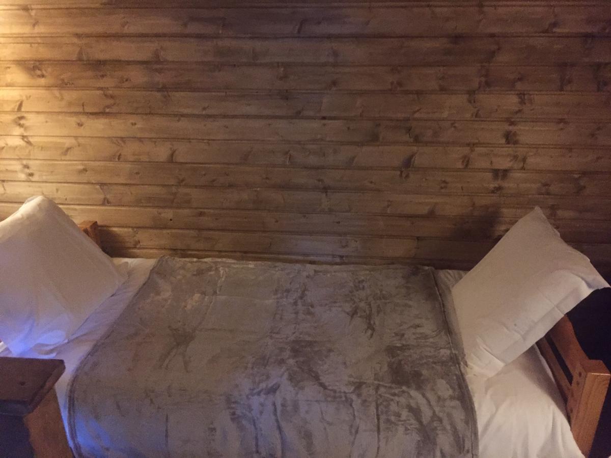 Gites Les Chalets Vezzani Spa Bagian luar foto