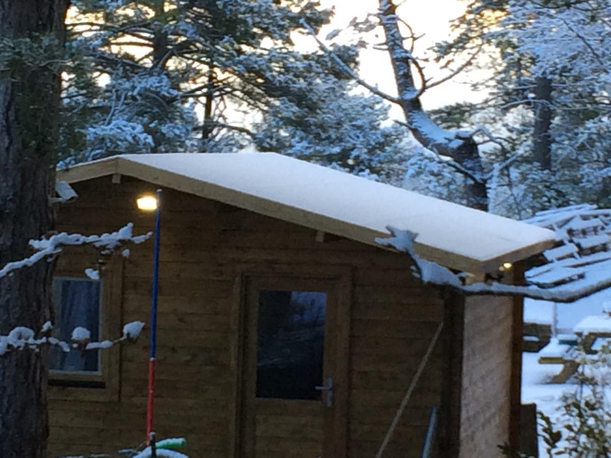 Gites Les Chalets Vezzani Spa Bagian luar foto