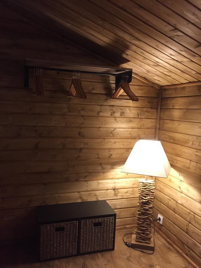 Gites Les Chalets Vezzani Spa Bagian luar foto