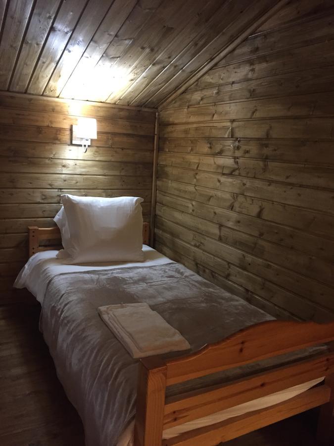 Gites Les Chalets Vezzani Spa Bagian luar foto