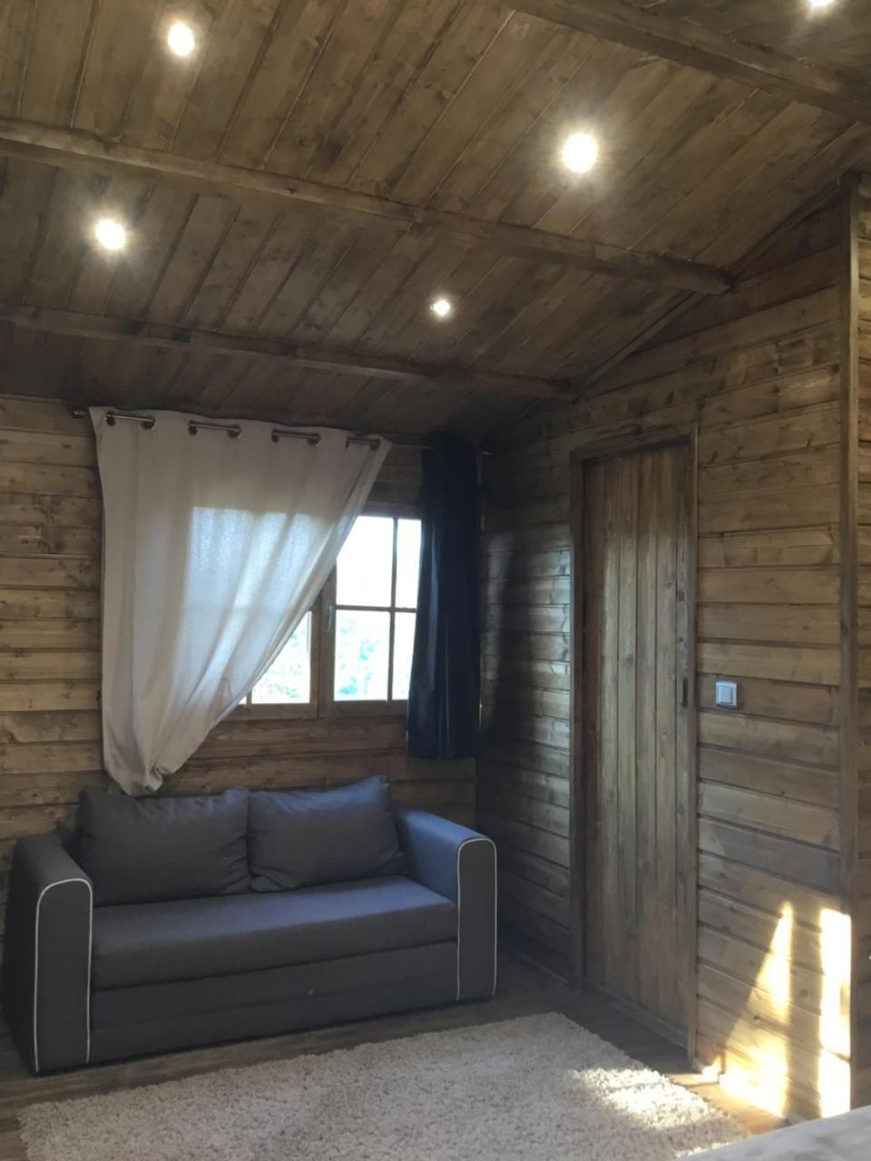 Gites Les Chalets Vezzani Spa Bagian luar foto